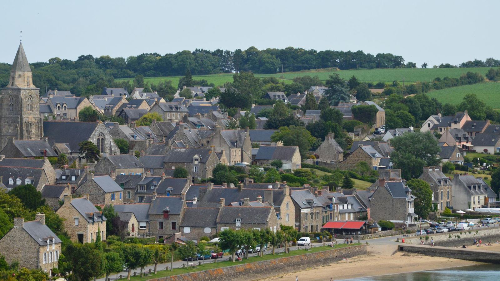 Toits d’ardoise de Quimper vus depuis les hauteurs